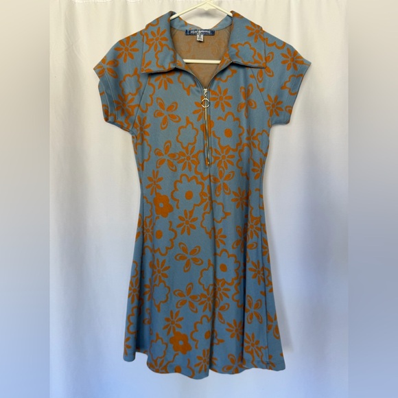 Urban Outfitters Dresses & Skirts - Vintage-Inspired 70s Blue & Orange Floral Zip-Front Women's flare mini Dress